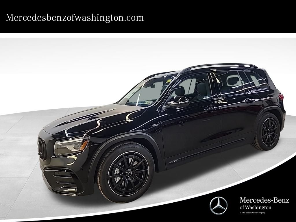 2025 Mercedes Benz GLB AMG 35 4MATIC photo 2