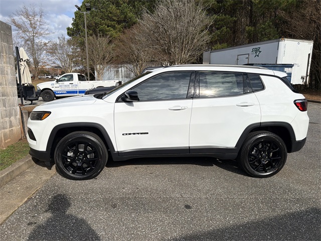 2026 Jeep Compass Latitude Altitude photo 4