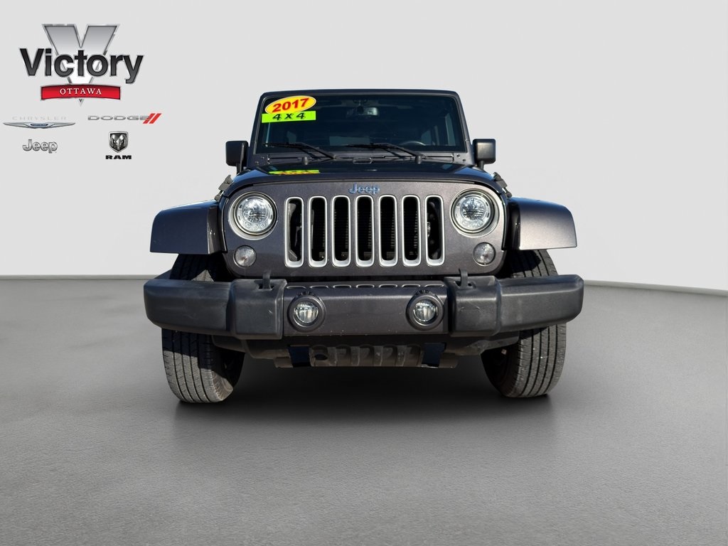 Used 2018 Jeep Wrangler JK Unlimited Altitude with VIN 1C4BJWEG1JL807545 for sale in Kansas City