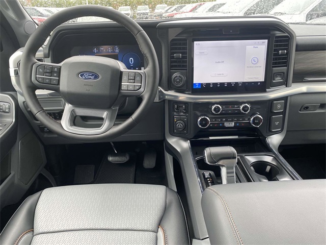 2025 Ford F-150 Lariat photo 8