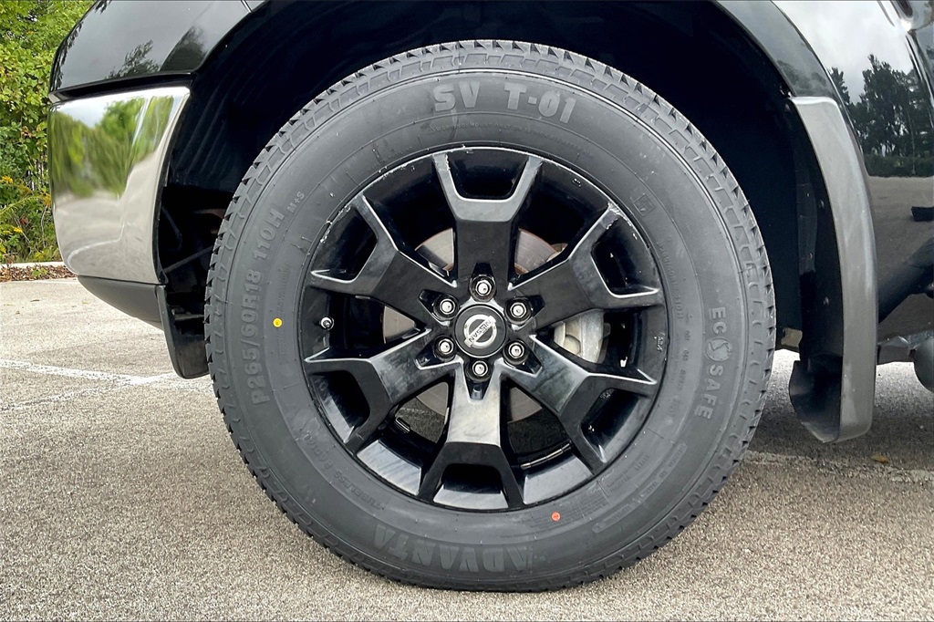 2019 Nissan Frontier SL photo 8