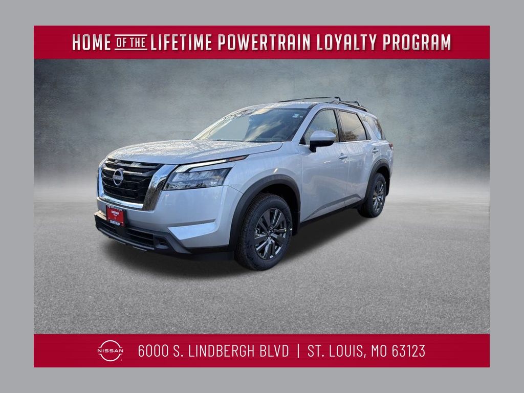 2025 Nissan Pathfinder SV's photo