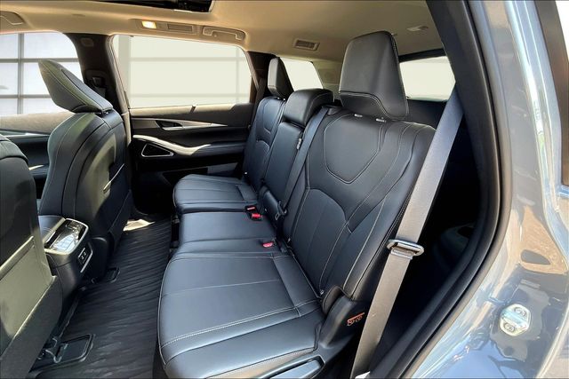 2026 Infiniti QX60 Luxe photo 24