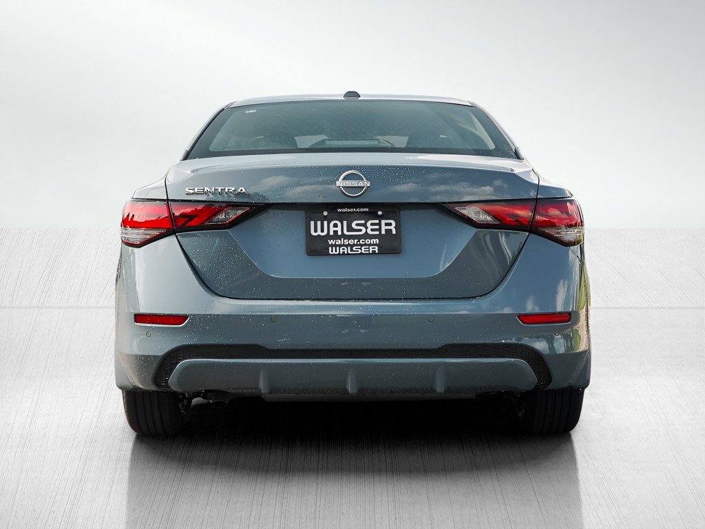 2025 Nissan Sentra SV photo 4