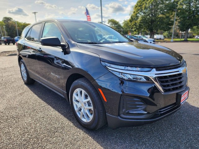 2023 Chevrolet Equinox LS photo 16