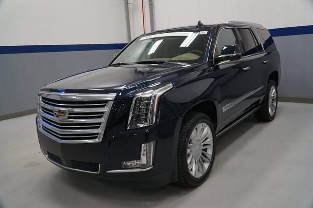 2018 Cadillac Escalade Platinum's photo