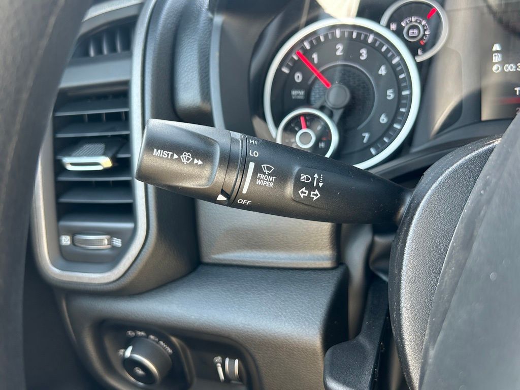2025 Ram 1500 Tradesman photo 34