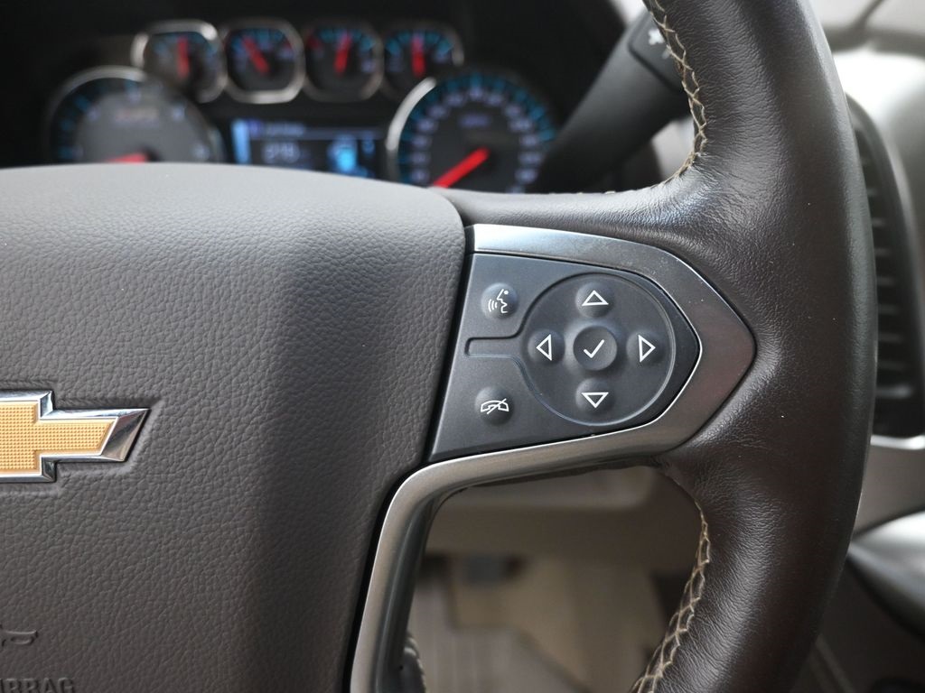 2019 Chevrolet Tahoe LT photo 25