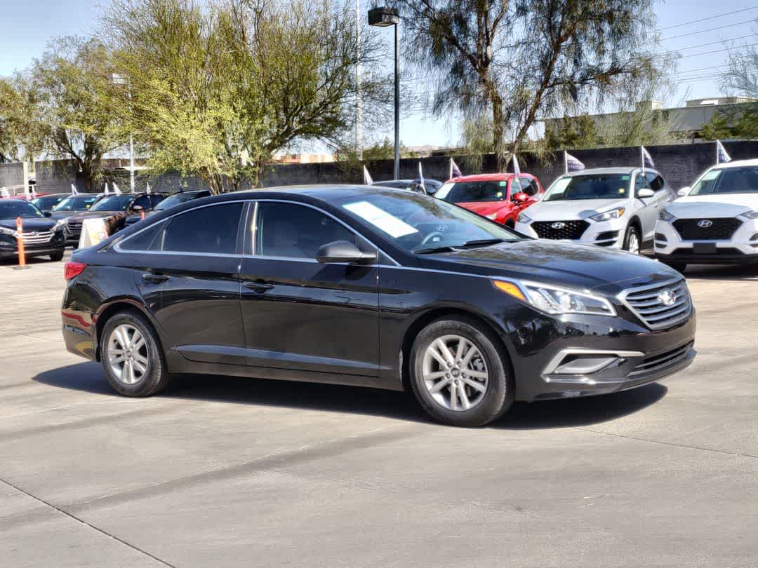 2017 Hyundai Sonata SE's photo