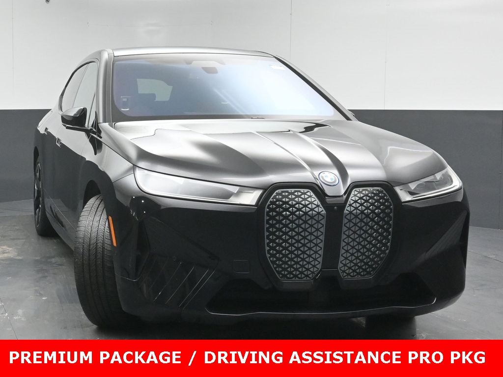 Used 2023 BMW iX Base with VIN WB523CF04PCM58590 for sale in Naperville, IL