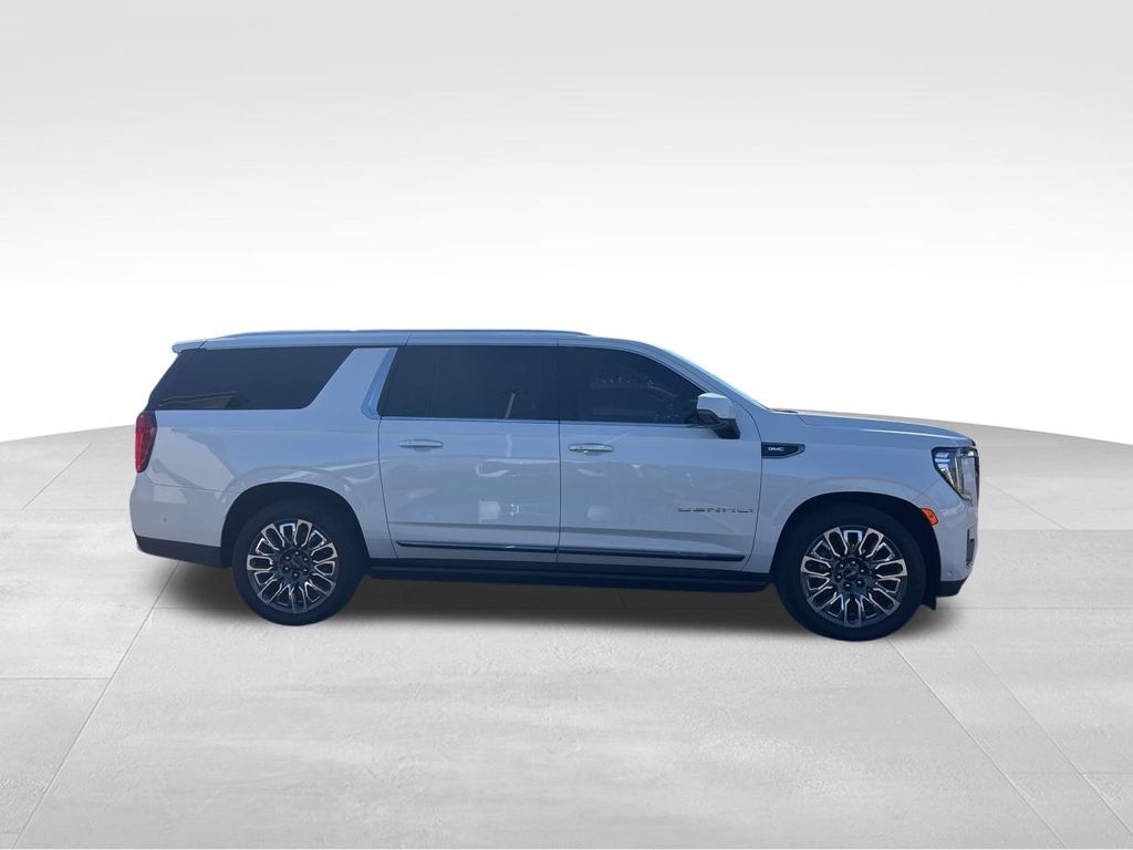2023 Gmc Yukon XL Denali Ultimate photo 2