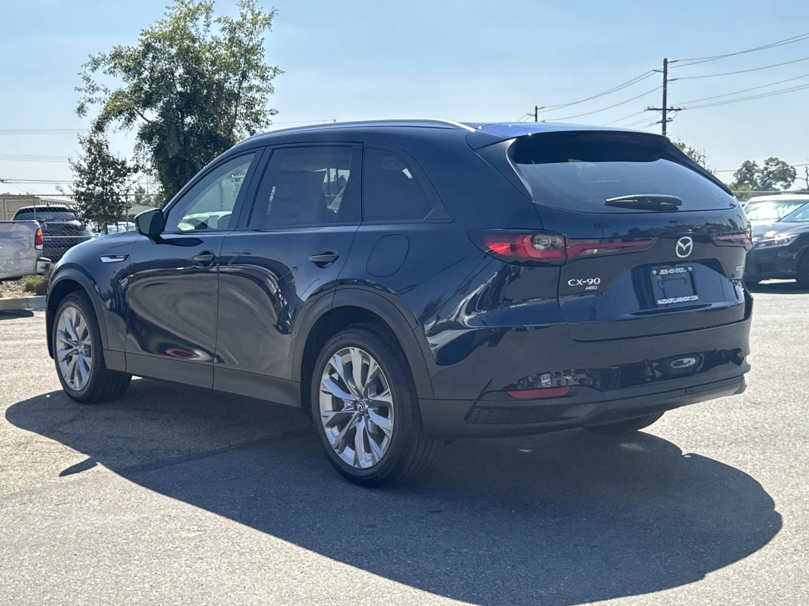 2026 Mazda CX-90 3.3 Turbo Preferred photo 4