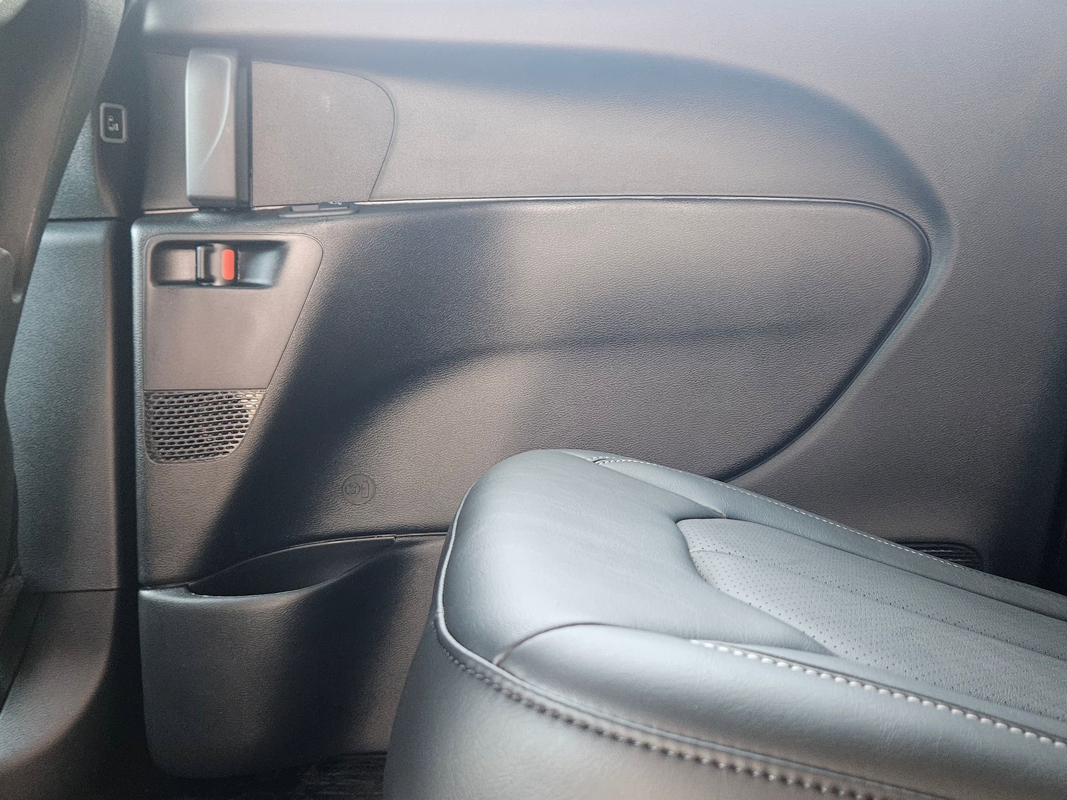 2025 Chrysler Pacifica photo 19