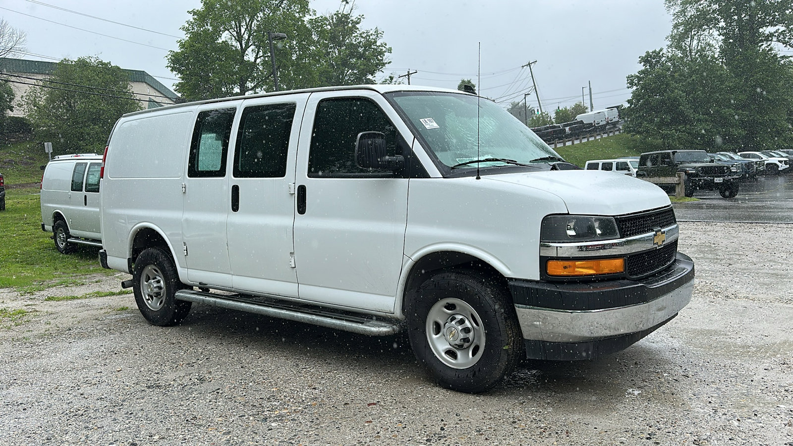 2023 Chevrolet Express Cargo Van 2500 photo 2