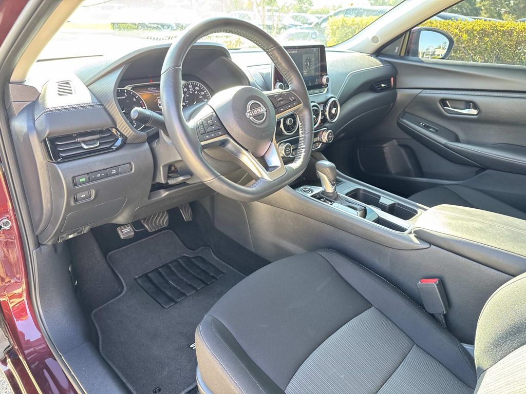 2025 Nissan Sentra SV photo 15