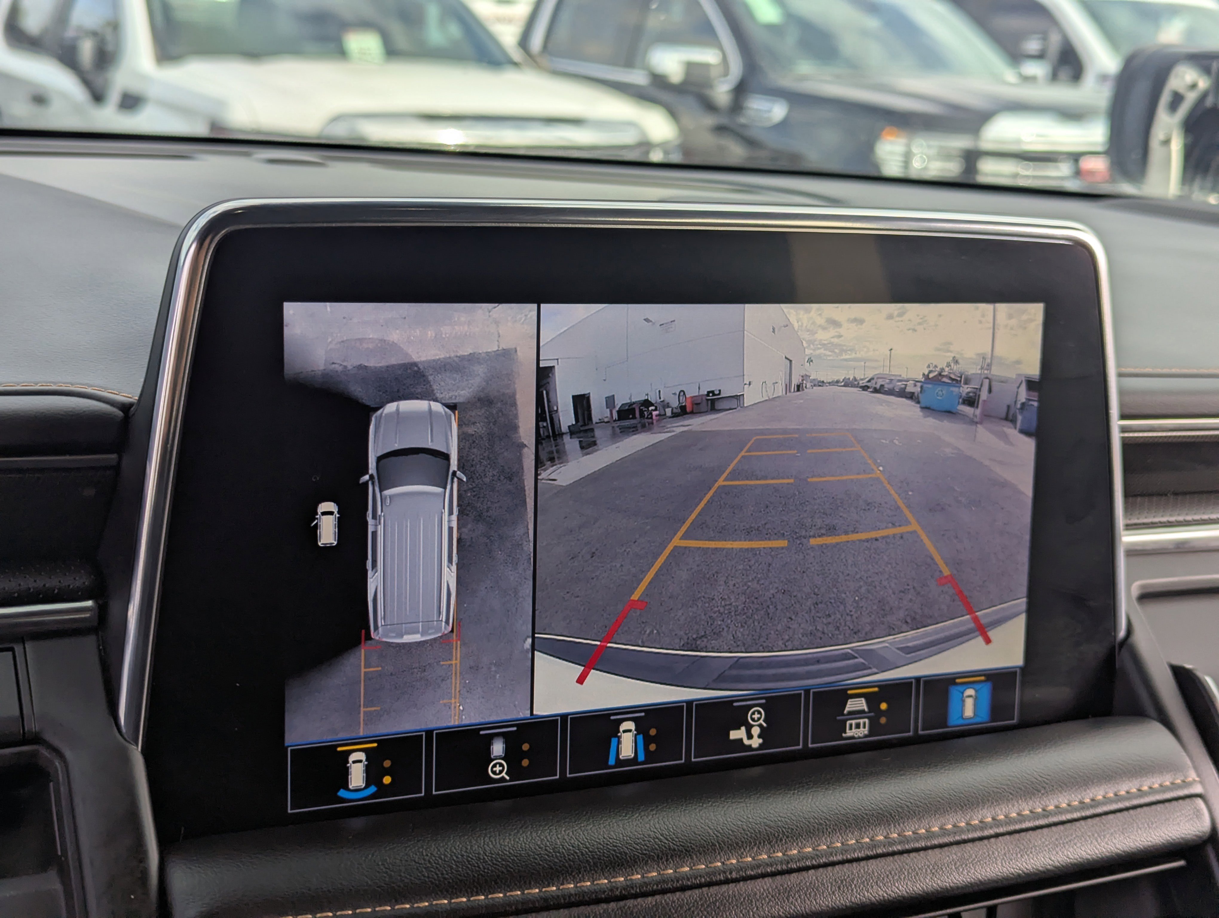 2021 Gmc Yukon AT4 photo 4