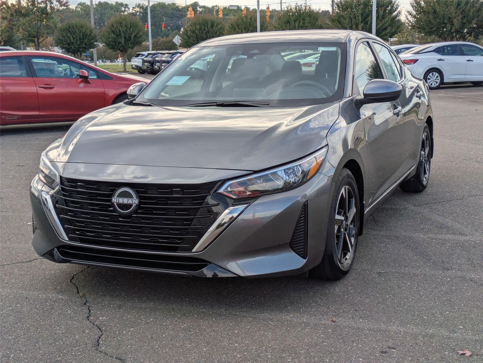 2025 Nissan Sentra SV's photo