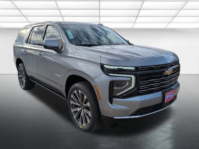 2026 Chevrolet Tahoe High Country's photo