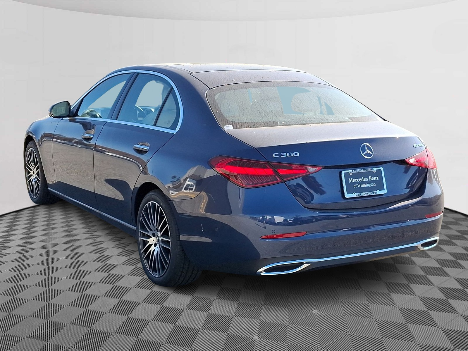 2025 Mercedes Benz C 300 4MATIC photo 3