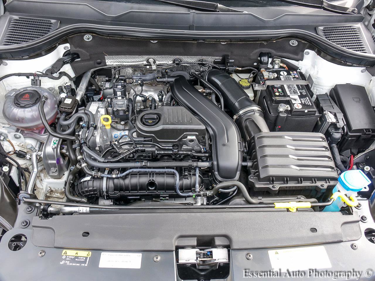 2023 VOLKSWAGEN TAOS - Image 24