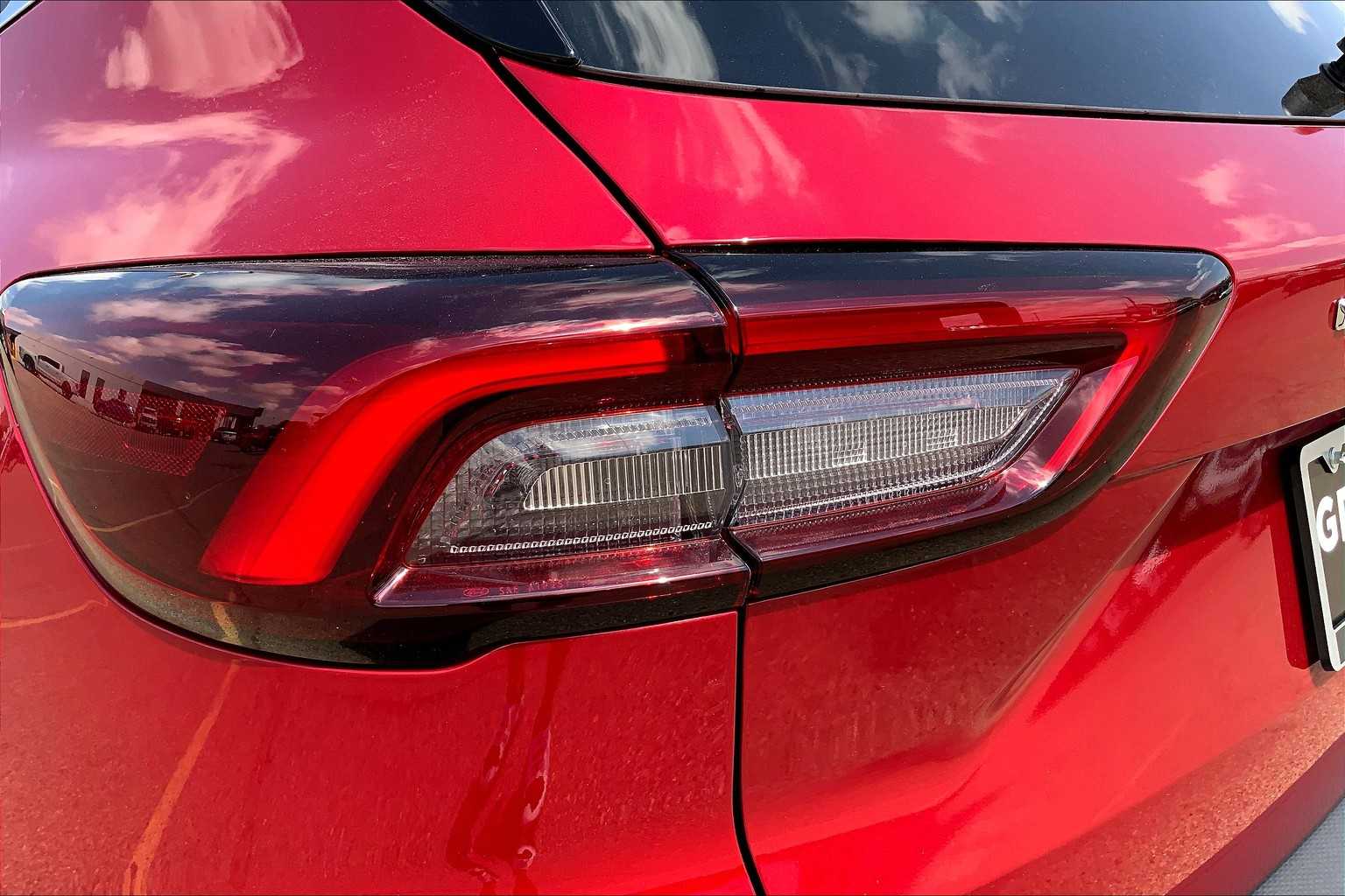 2025 Ford Escape Plug-In Hybrid photo 13