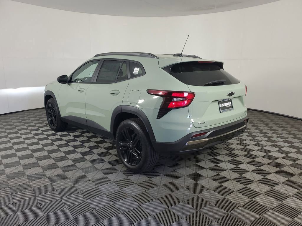 2026 Chevrolet Trax ACTIV photo 2