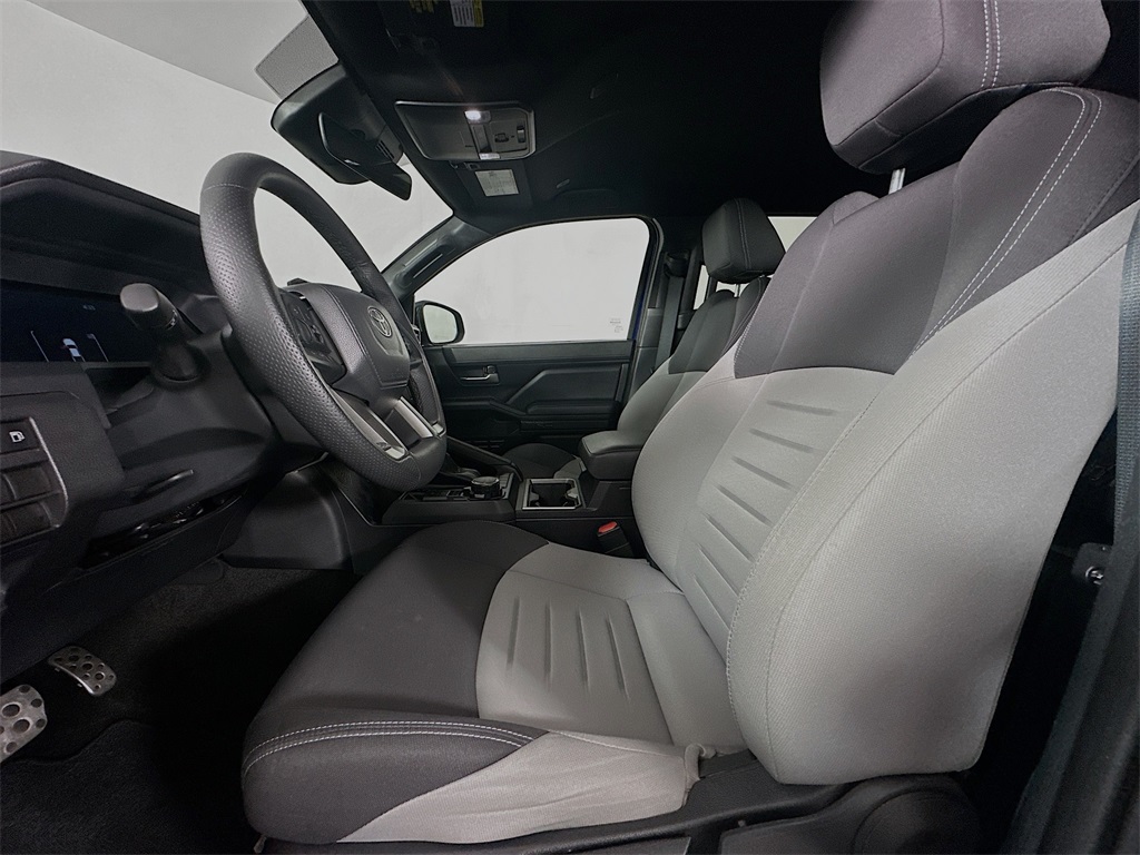 2024 Toyota Tacoma TRD Sport photo 6