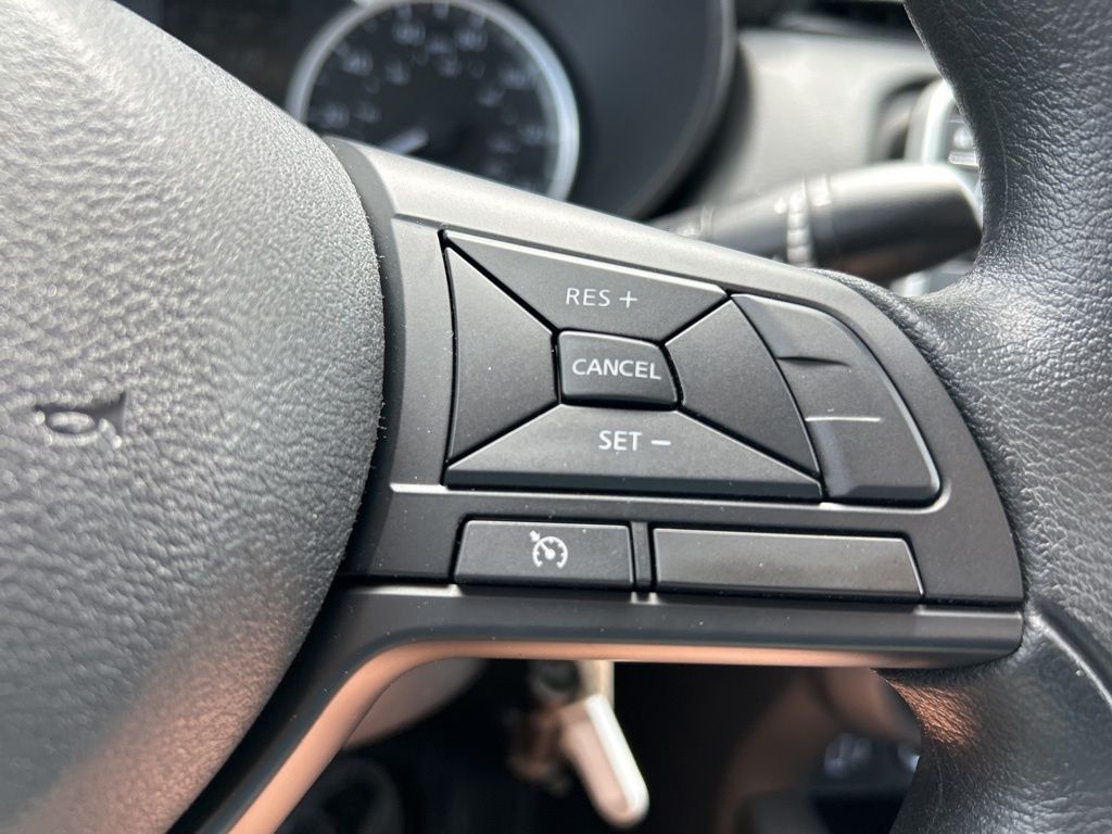 2025 Nissan Versa S photo 19