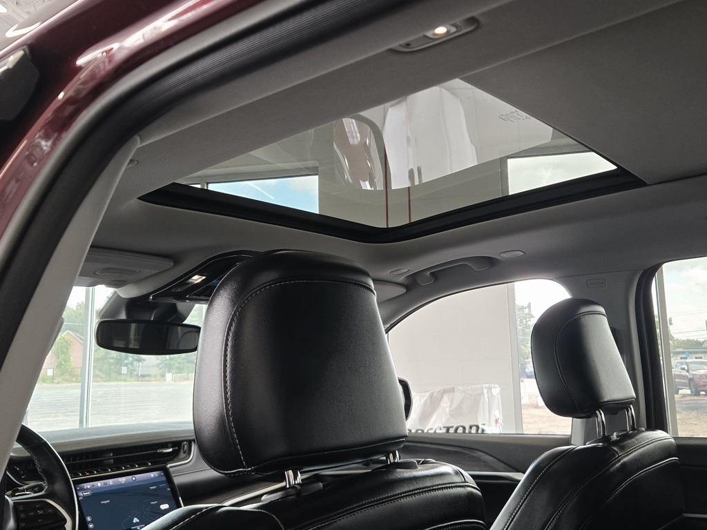 2021 Jeep Grand Cherokee Limited photo 18