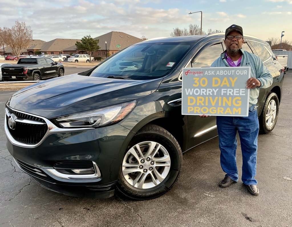 2021 Buick Enclave Essence's photo