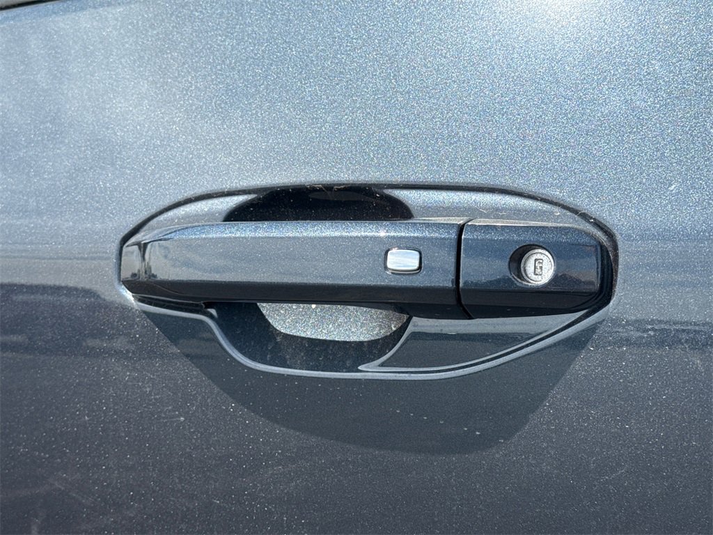 2025 Gmc Sierra EV Denali photo 13