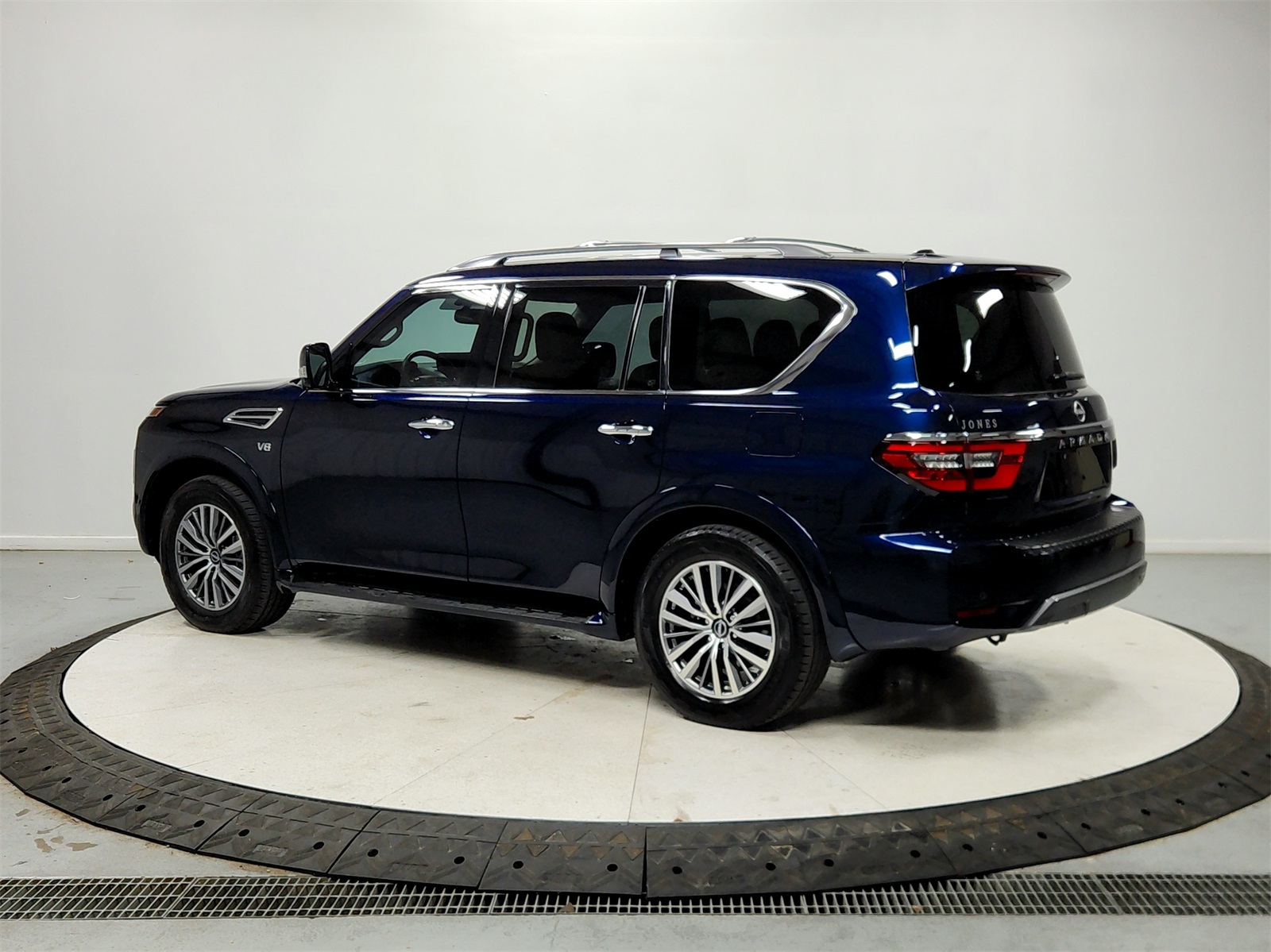 2021 Nissan Armada SL photo 3