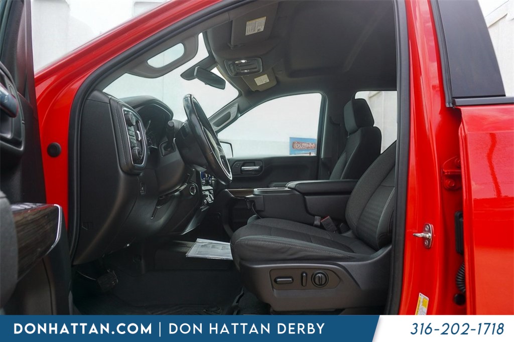 2021 Chevrolet Silverado 1500 RST photo 3