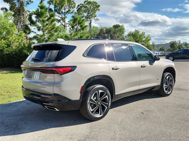 2026 Buick Enclave Sport Touring photo 4
