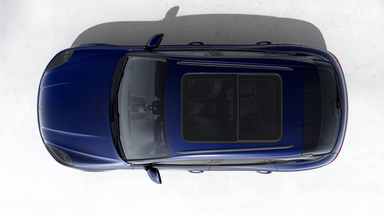 2026 Porsche Macan T photo 6