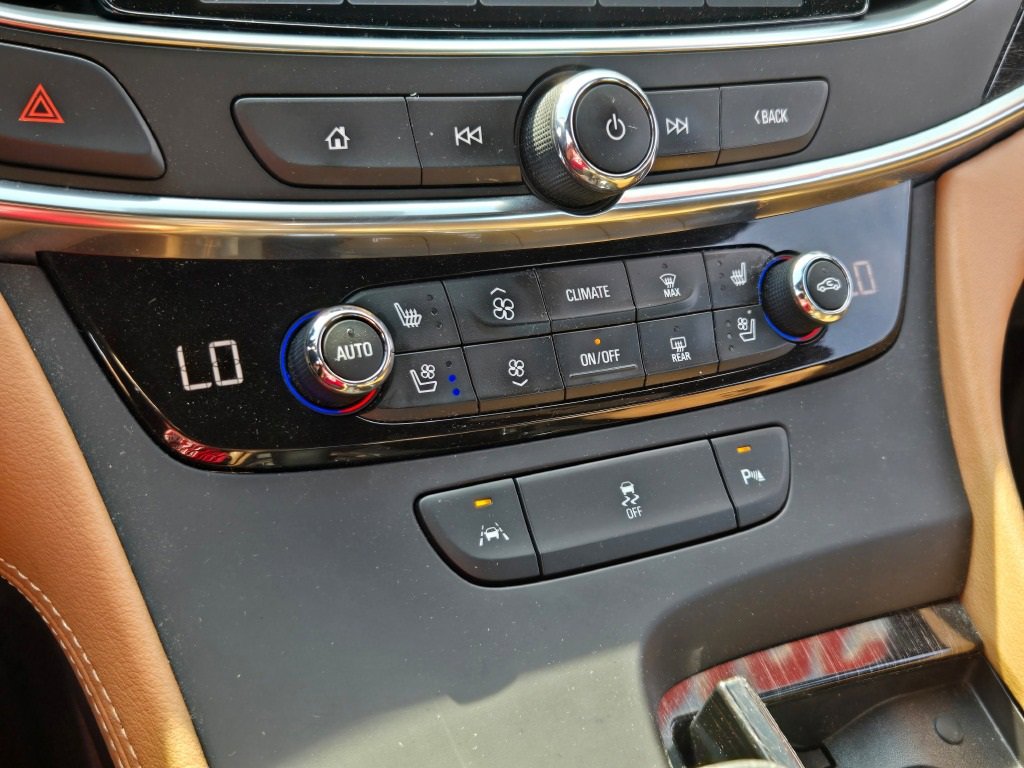2018 Buick LaCrosse Premium photo 17