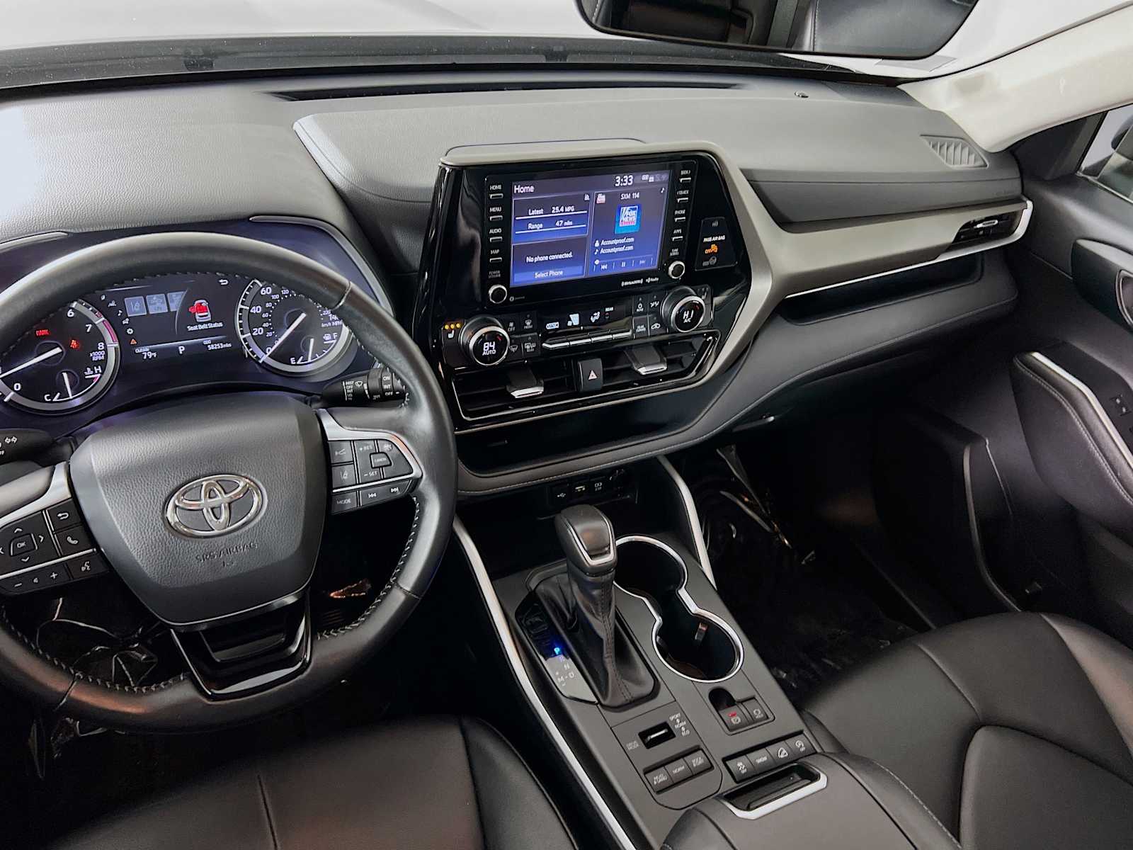 2020 Toyota Highlander XLE photo 23