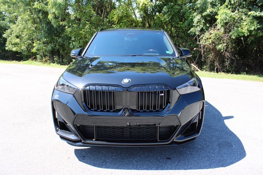 2026 Bmw X1 M35i photo 3