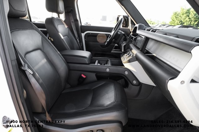 2023 Land Rover Defender 110 X-Dynamic SE photo 32
