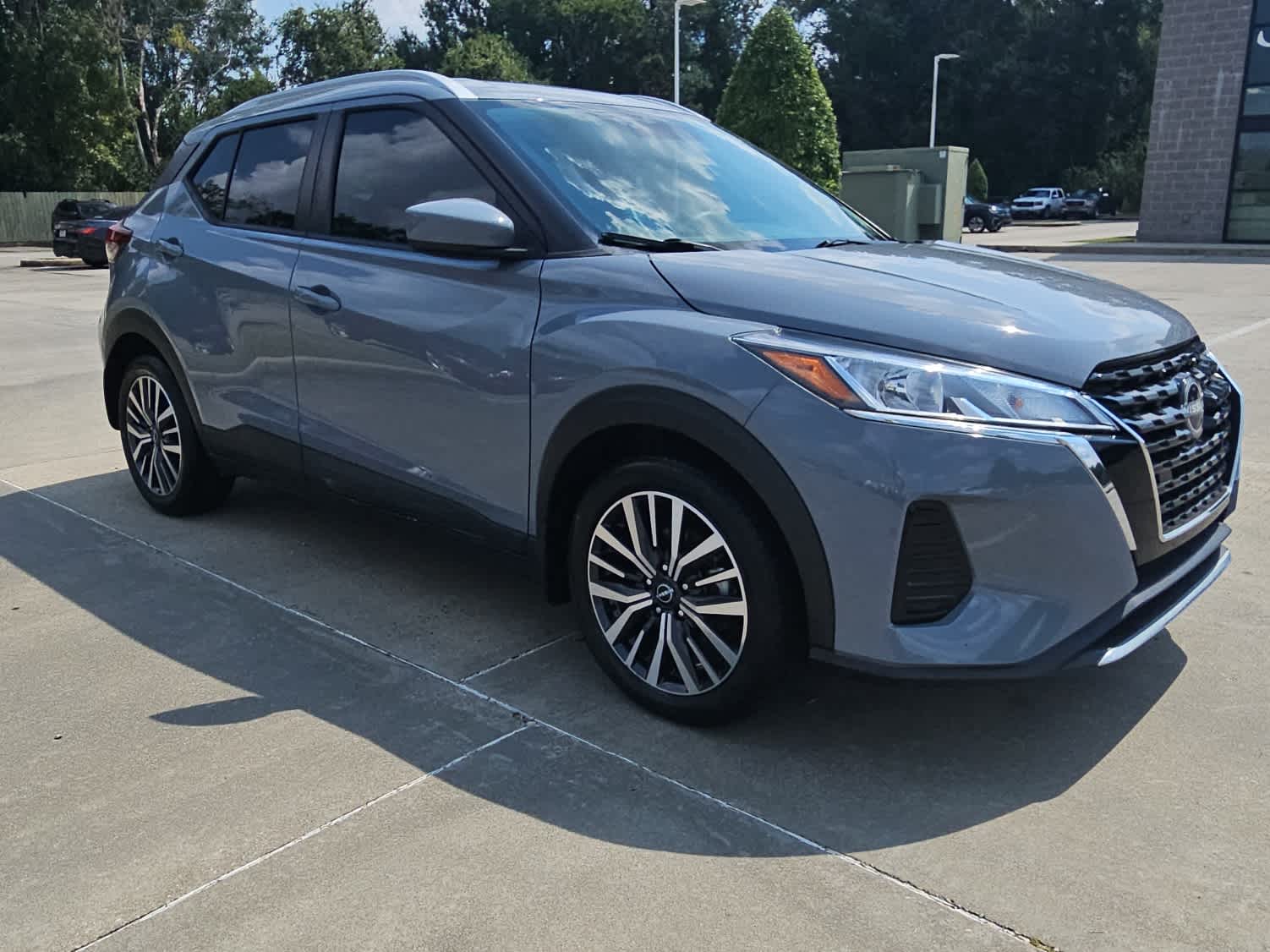 2022 Nissan Kicks SV photo 3