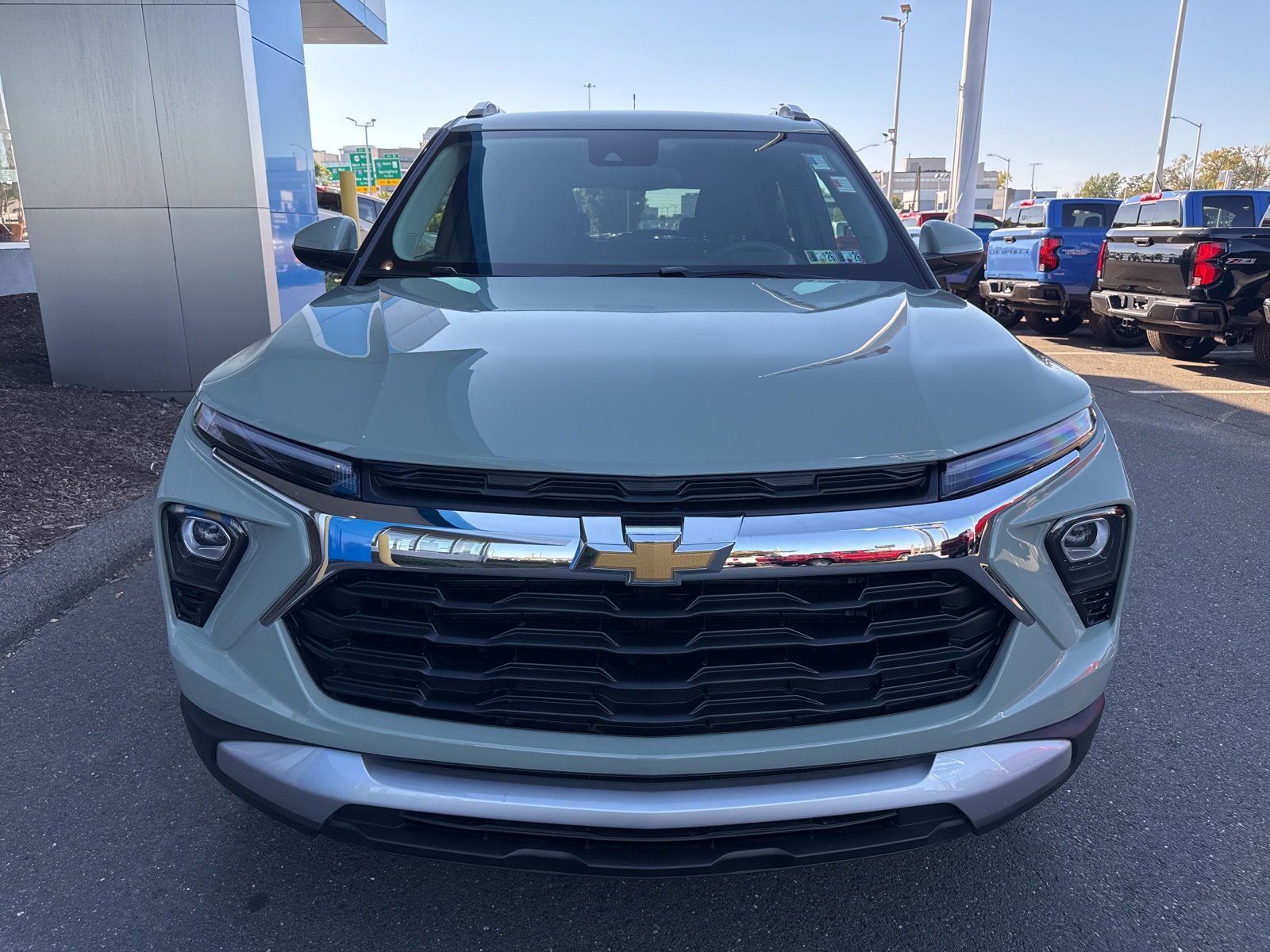 2026 Chevrolet Trailblazer LT photo 2
