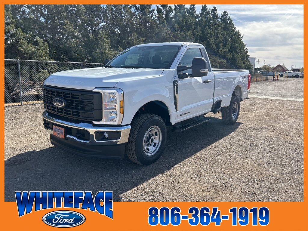 2026 Ford F-350 Super Duty XL's photo