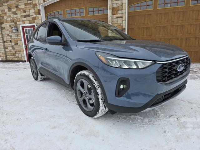 2026 Ford Escape ST-Line Select's photo