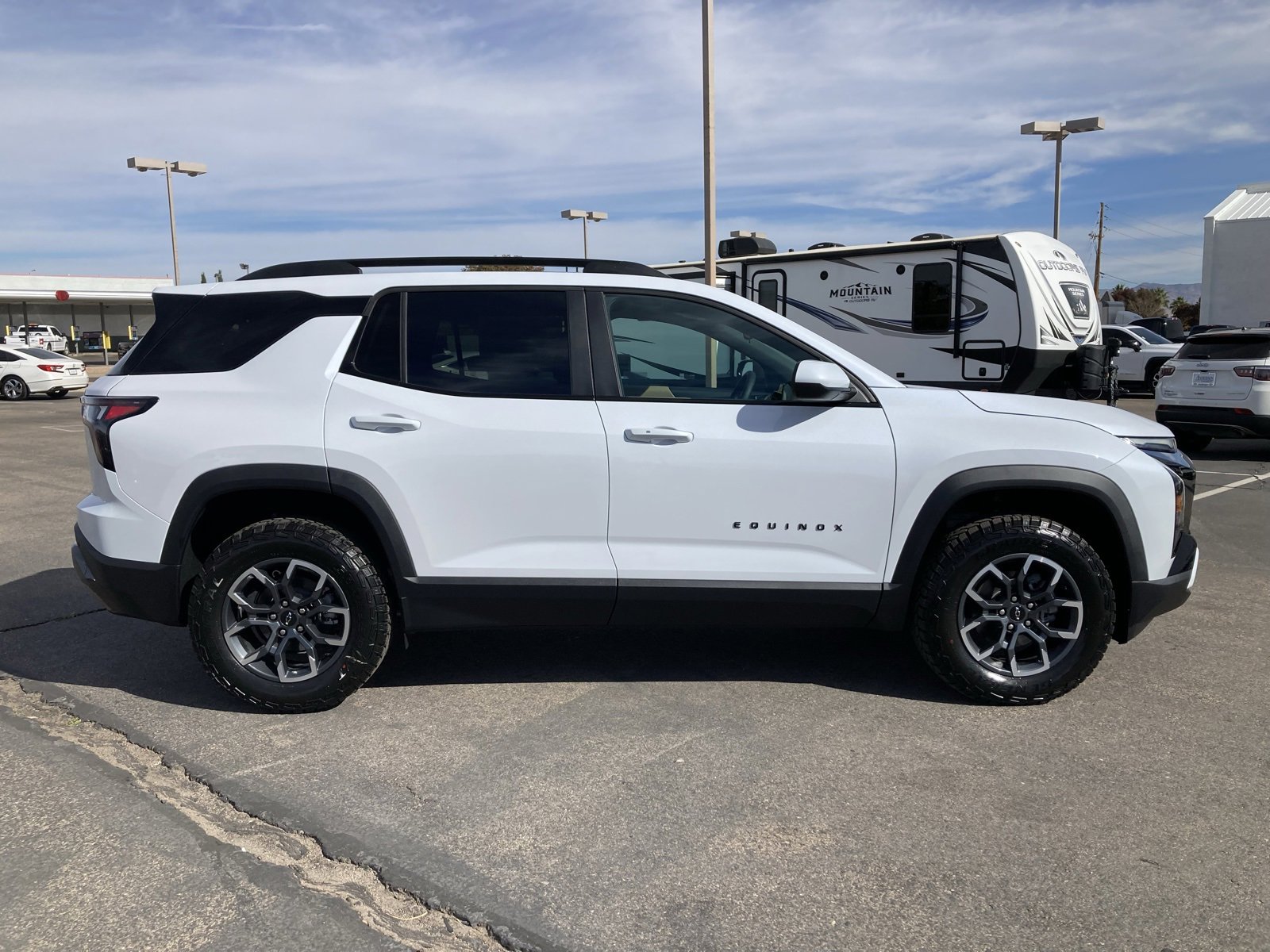 2026 Chevrolet Equinox ACTIV photo 3