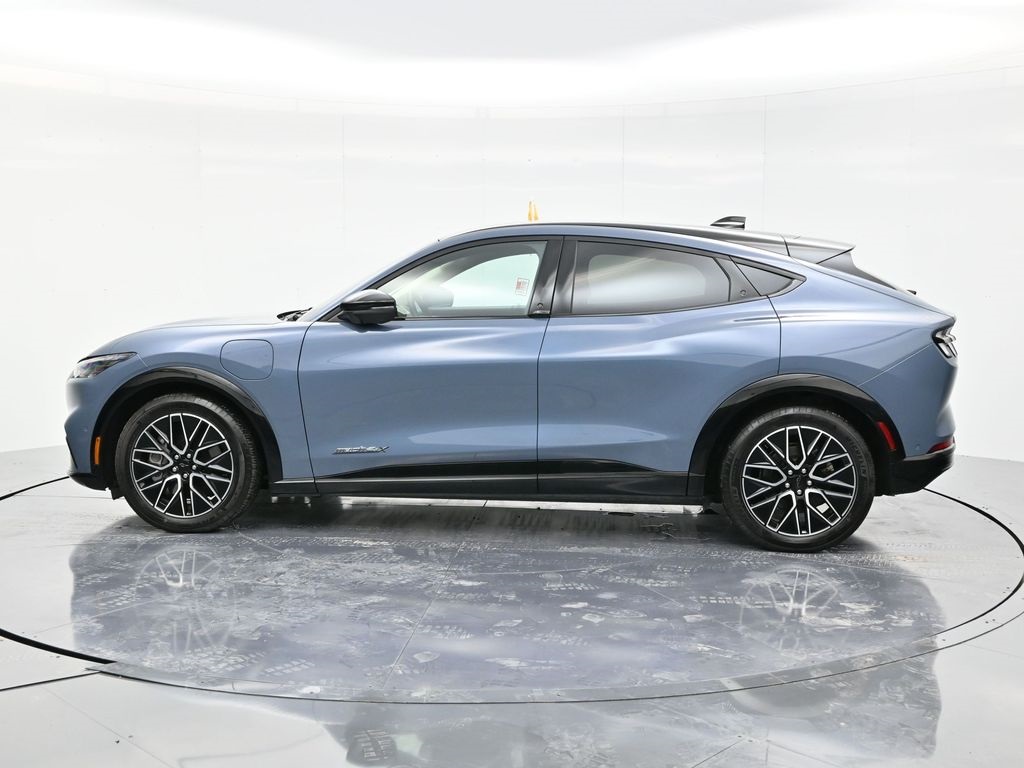2024 Ford Mustang Mach-E Premium photo 8