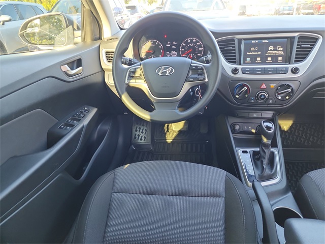 2022 Hyundai Accent SEL photo 7