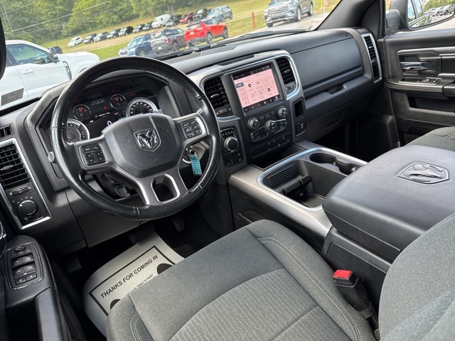 2022 Ram 1500 Classic Warlock photo 30
