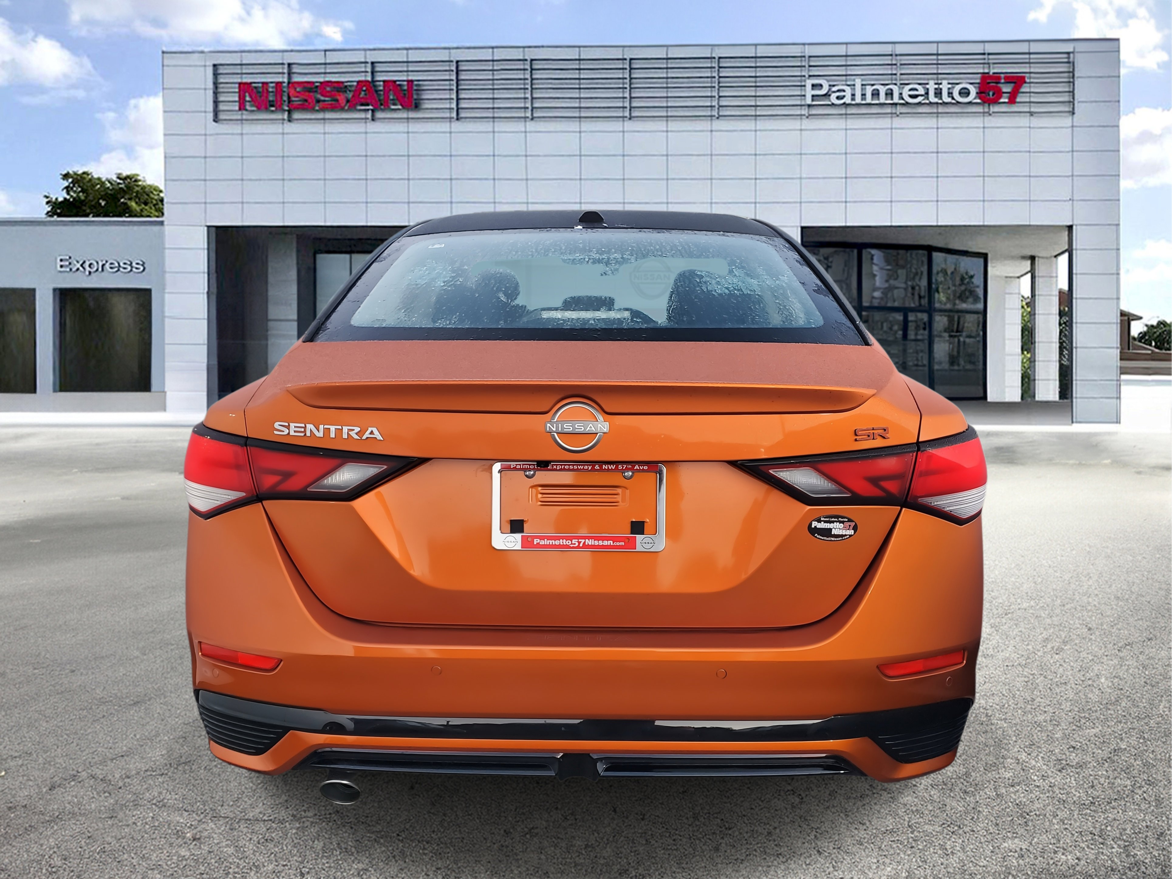 2025 Nissan Sentra SR photo 3