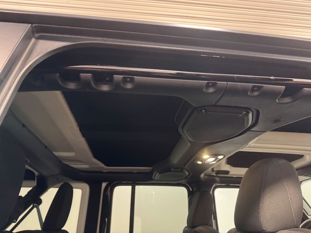 2019 Jeep Wrangler Unlimited Rubicon photo 15