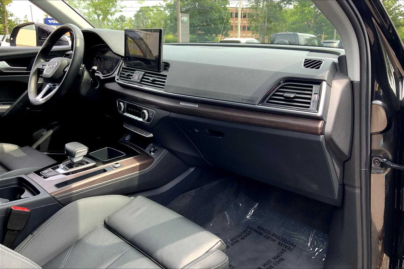 2024 Audi Q5 S line Premium Plus photo 17